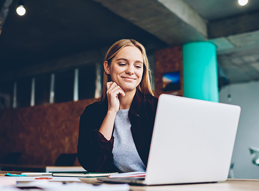 Woman in a desktop - Cadworks™ Glasgow